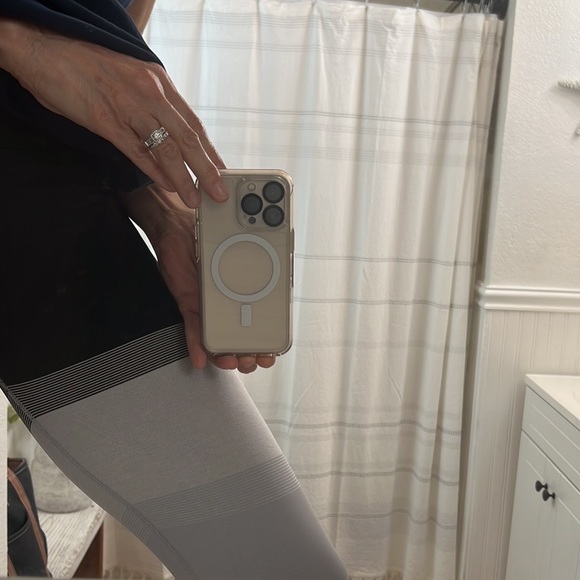 Athleta Intarsia high waist leggings M Colorblock GUC - Picture 9 of 11